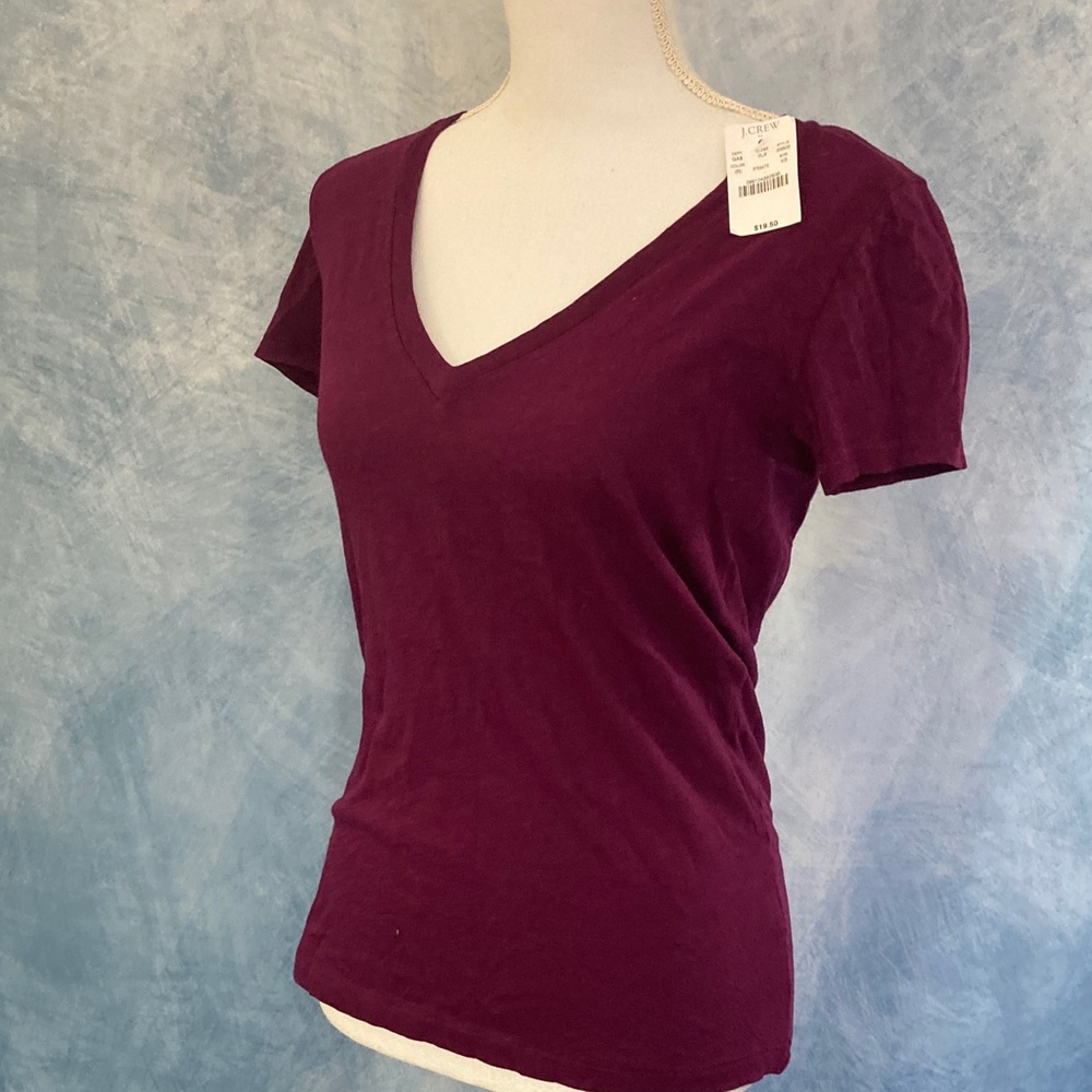 🌟3for$15🌟 NWT Size XS J. Crew Deep Purple V-Neck Short Sleeved Tee 100% Cotton